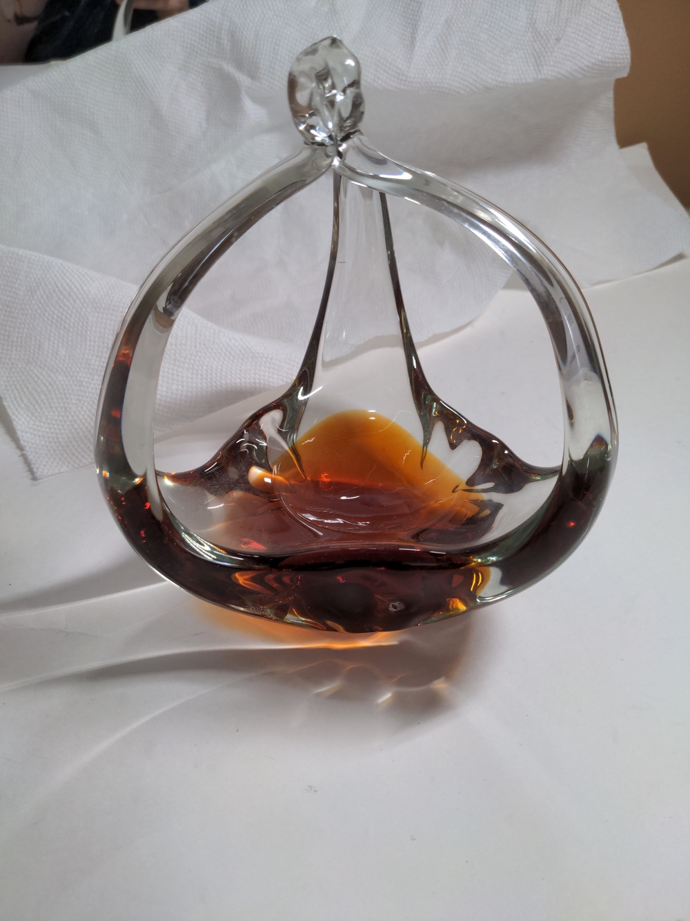 Vintage Amber Art Glass Decor – Sculptural Hand‑Blown Centerpiece (6.75”) - Picture 3 of 8